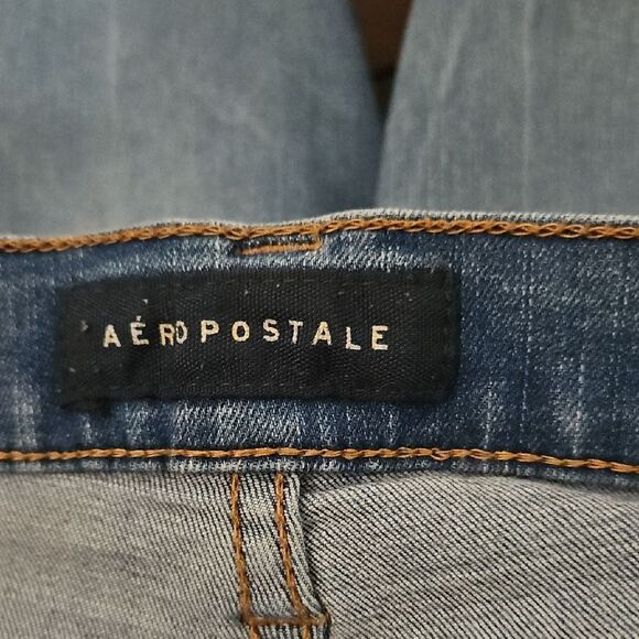 Aeropostale Light Blue Ankle Jeans 8 - Picture 4 of 8
